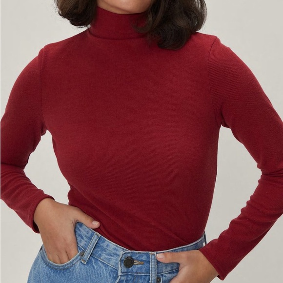 Turtleneck Long Sleeve Top - Picture 3 of 3